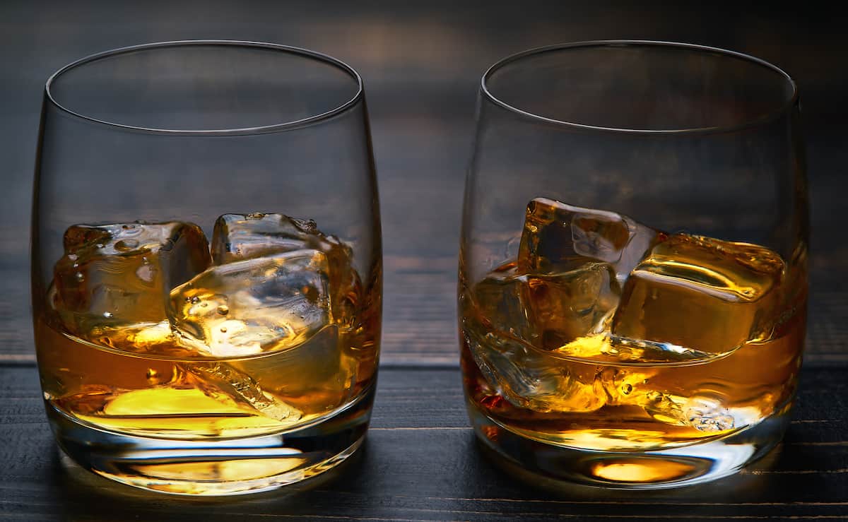 Difference-Between-Bourbon-And-Whiskey.jpg